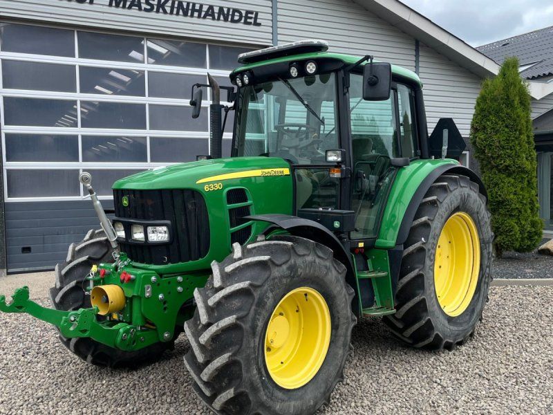 John Deere 6330 Kun 2802 timer og frontlift samt frontpto