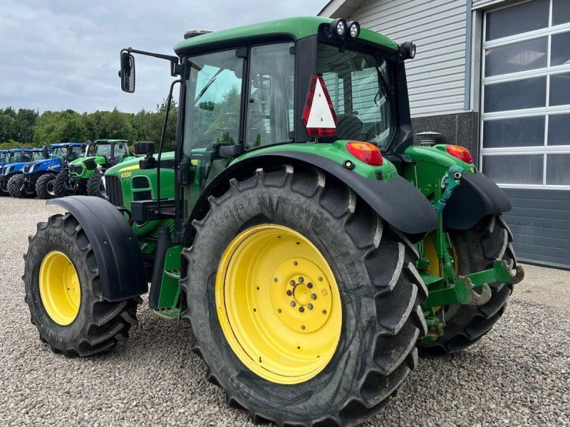 John Deere 6330 Kun 2802 timer og frontlift samt frontpto