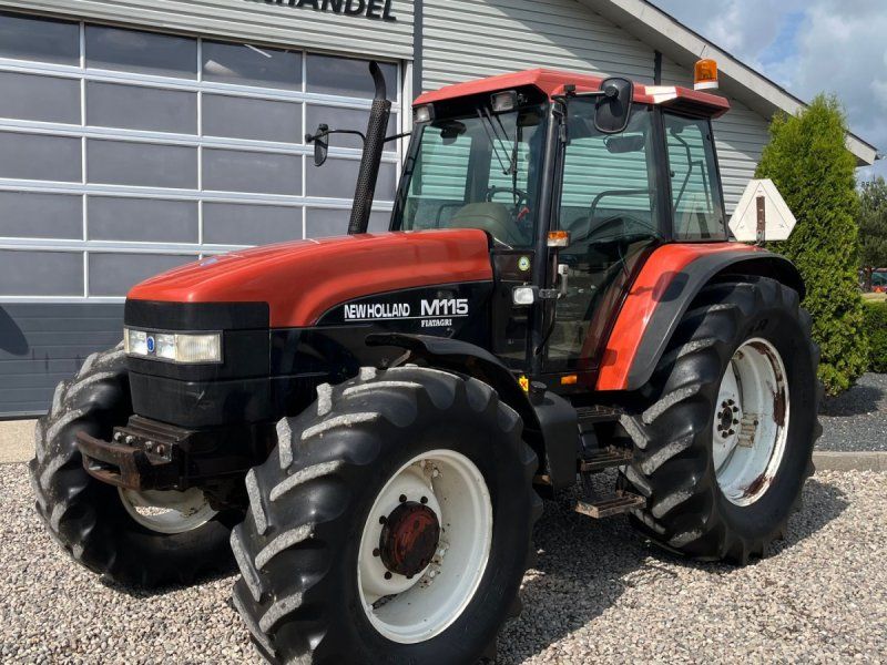 New Holland M115 RangeCommand