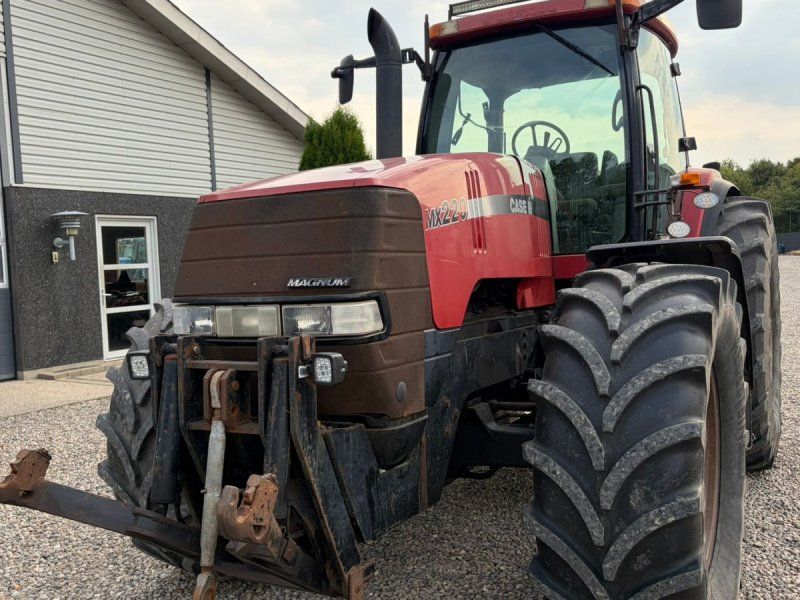 Case IH MX220 med den store 8.3 L Motor