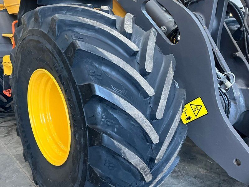 Volvo NYT SÆT. VF 750/65R26 Agrifl 372+ m stålbælte. Nyt komplet sæt