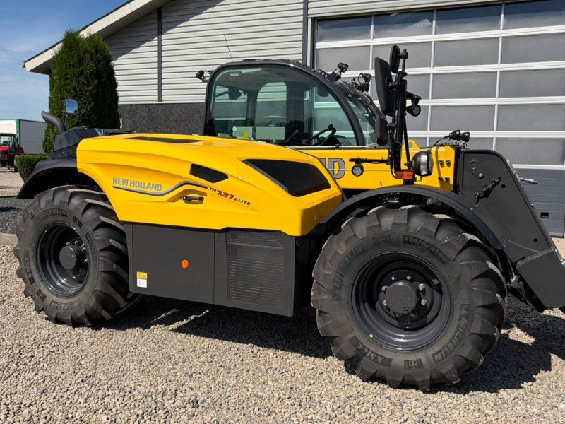 New Holland TH7.37 Elite Den nye model med masser af udstyr og 6F-3R PowerSh