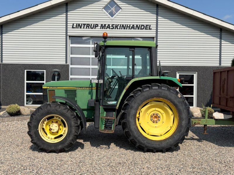 John Deere 6200