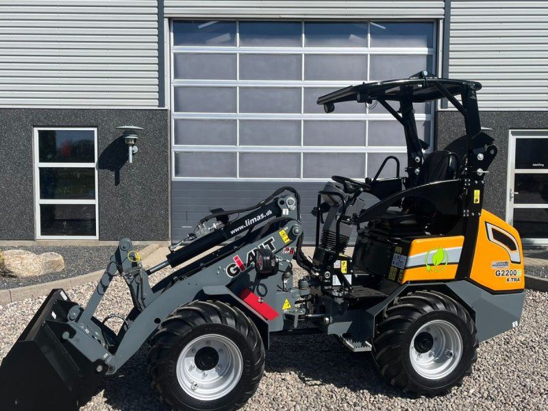 Giant G2200E X-tra E Elektrisk læsser. DEN HAR KUN KØRT DEMO OG ER