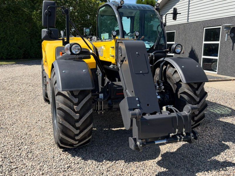 New Holland TH7.42 Plus Den nye model med masser af udstyr og 6F-3R PowerShi