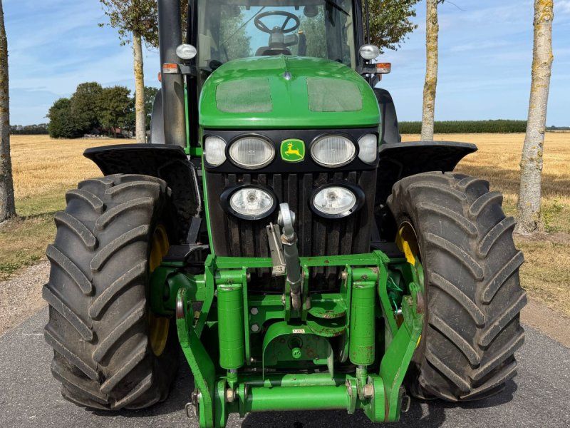 John Deere 7930 M. Frontlift, TLS affjedret foraksel, Front PTO og Autotrac