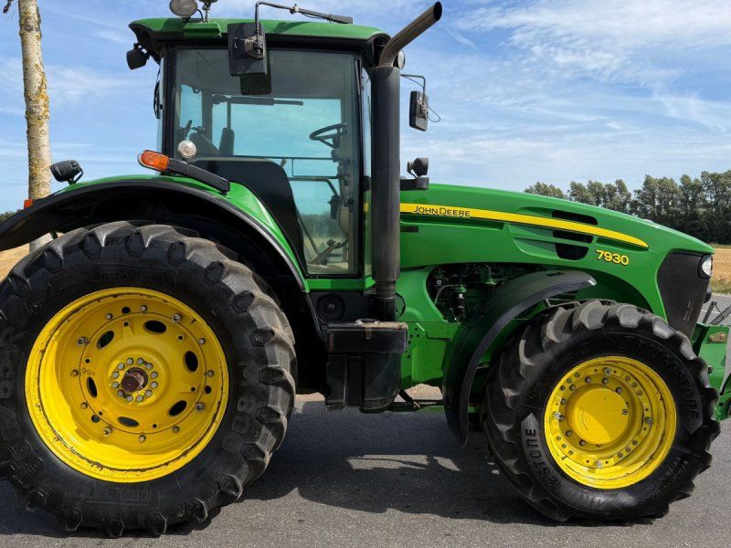 John Deere 7930 M. Frontlift, TLS affjedret foraksel, Front PTO og Autotrac