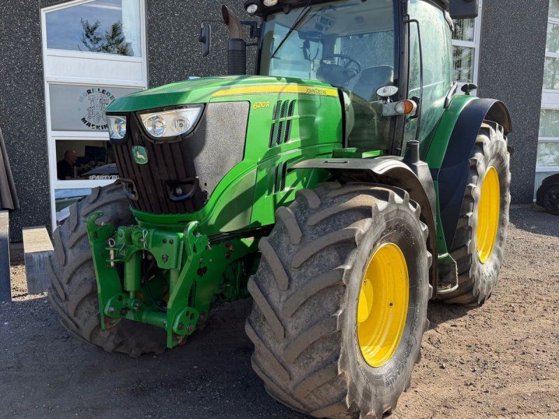 John Deere 6210R Frontlift, DirectDrive