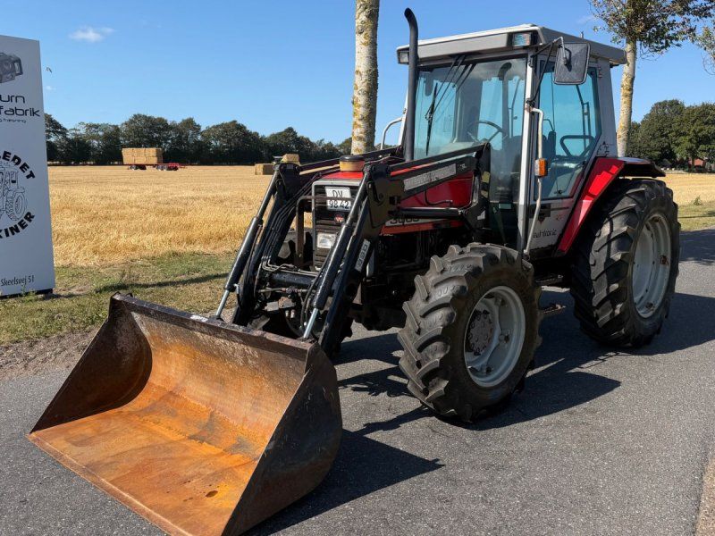 Massey Ferguson 3065 Fin brugt frontlæsser, godt timetal kun 4500 timer!