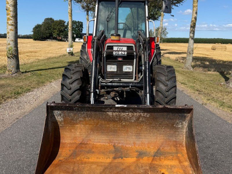 Massey Ferguson 3065 Fin brugt frontlæsser, godt timetal kun 4500 timer!