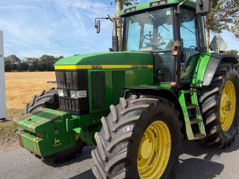 John Deere 7710 God gammel , kører bedre end mange af de nye