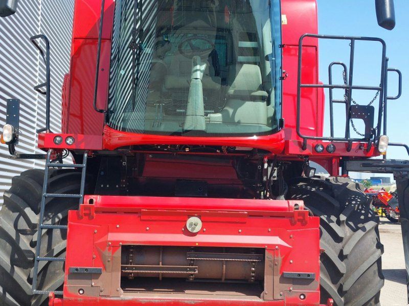 Case IH Axial Flow 5140 Axial Flow 5140 m. GPS & skærebord