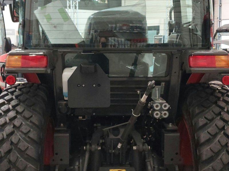 Kubota L2-452