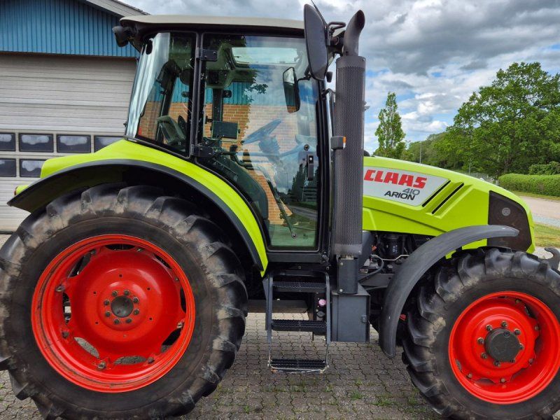 Claas Arion 410