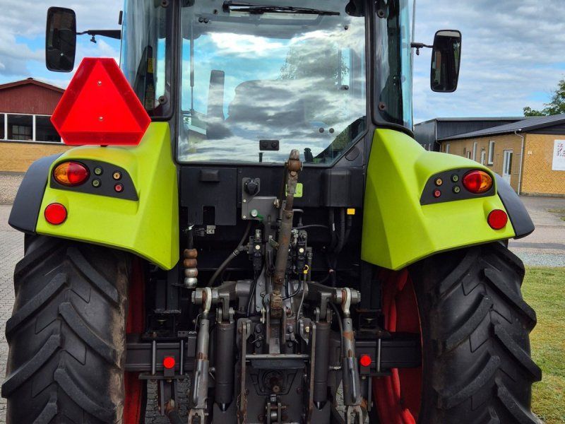 Claas Arion 410