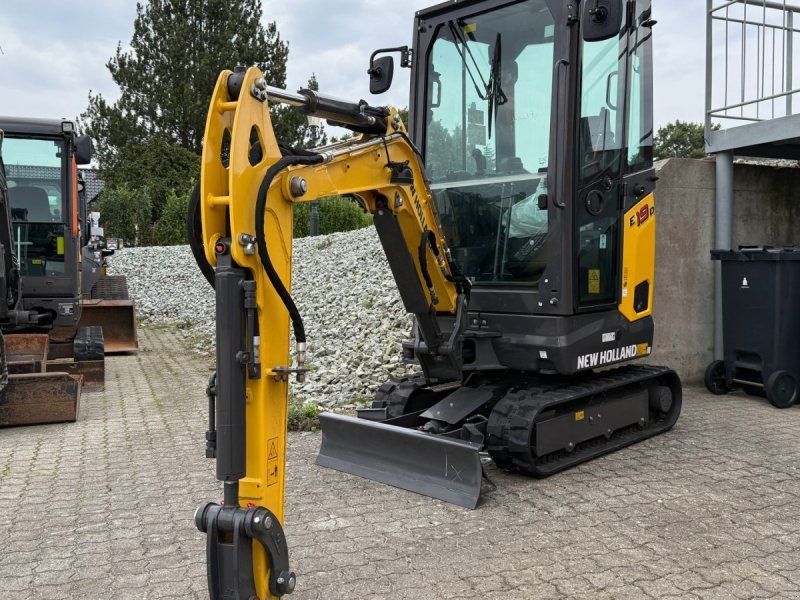 New Holland E19D CAB AG