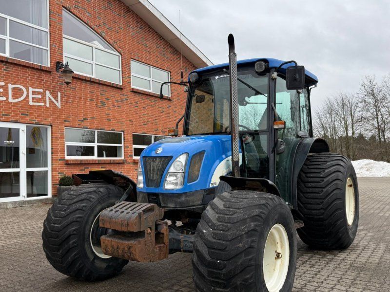 New Holland TN75SA