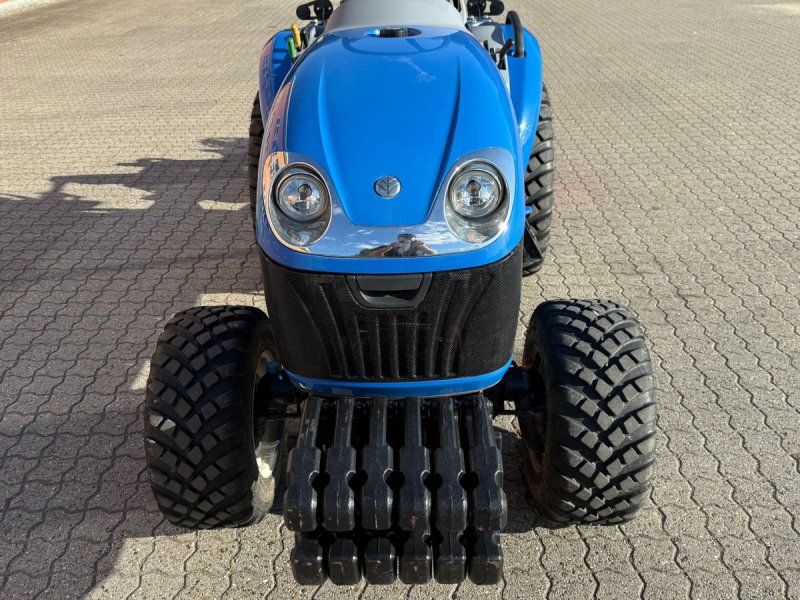 New Holland Boomer 25 + Muratori MZ4SXL 125