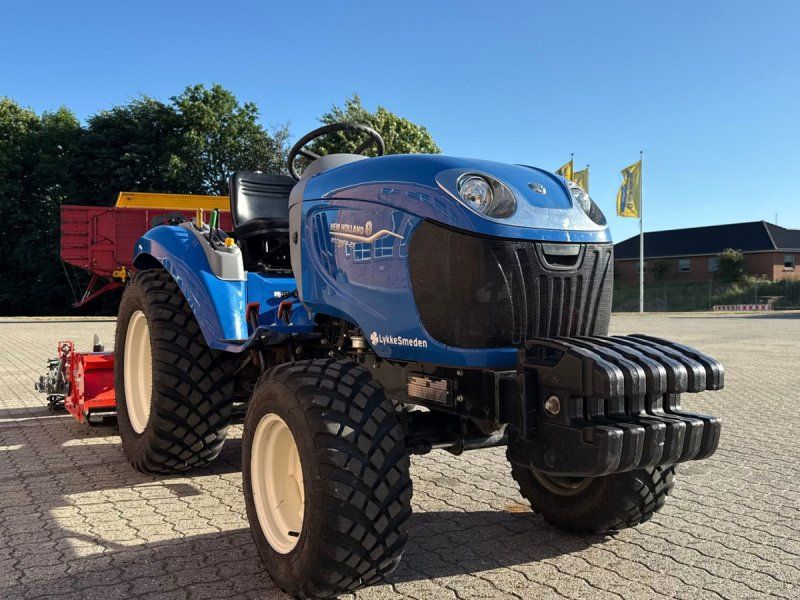 New Holland Boomer 25 + Muratori MZ4SXL 125