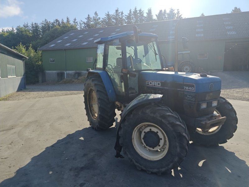 New Holland 7840