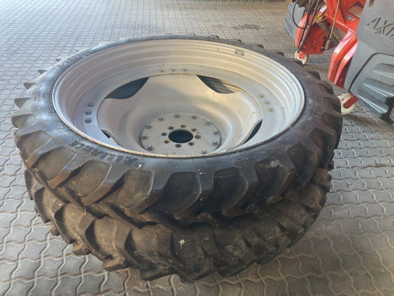 Alliance 230/95R48