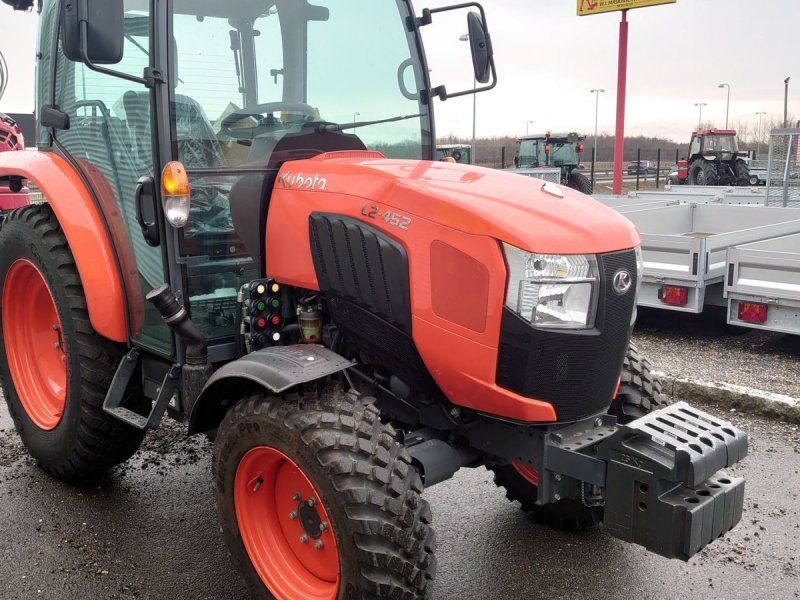 Kubota L2-452