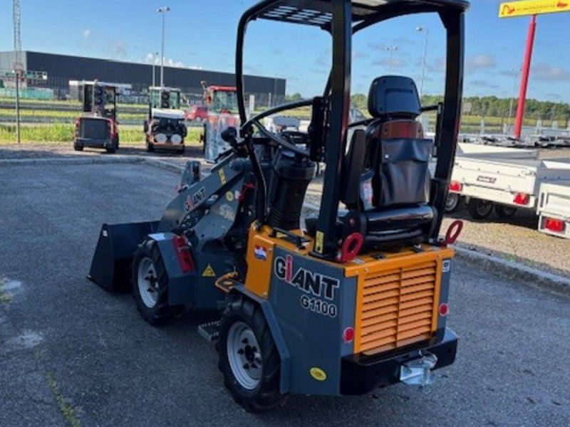 Giant G1100