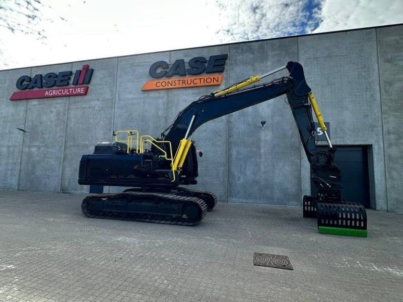 Komatsu PC210-11