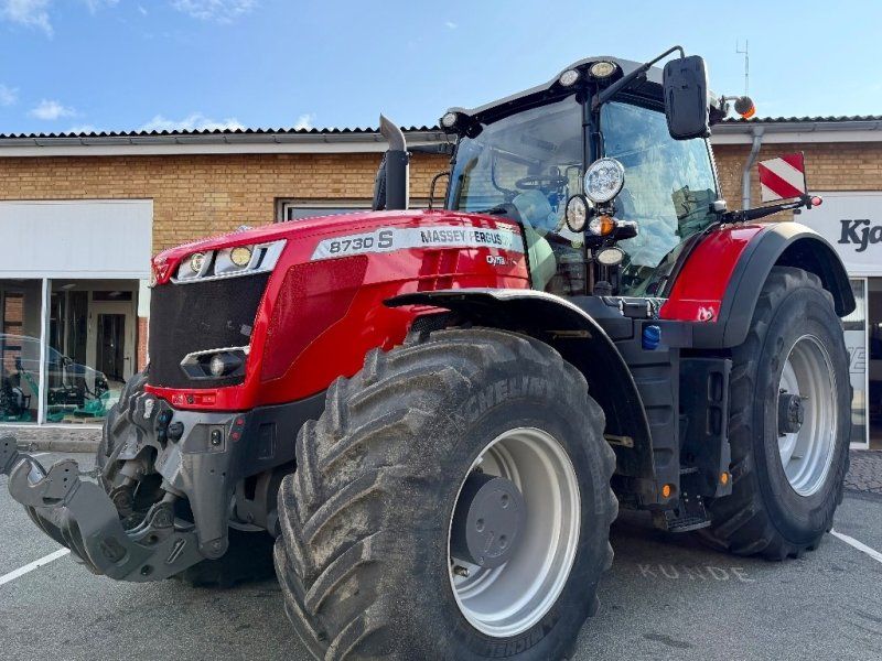 Massey Ferguson 8730S