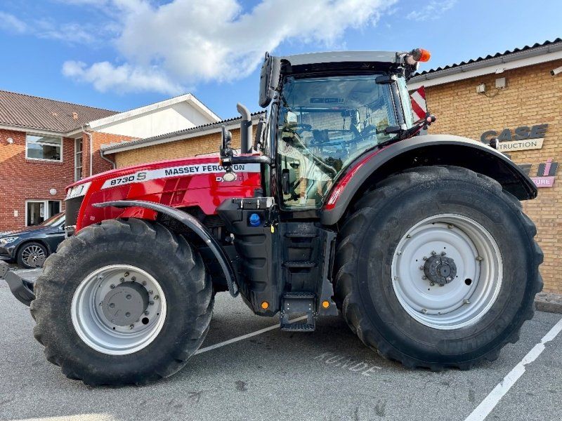 Massey Ferguson 8730S