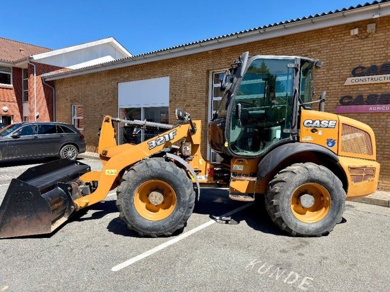 Case IH 321F