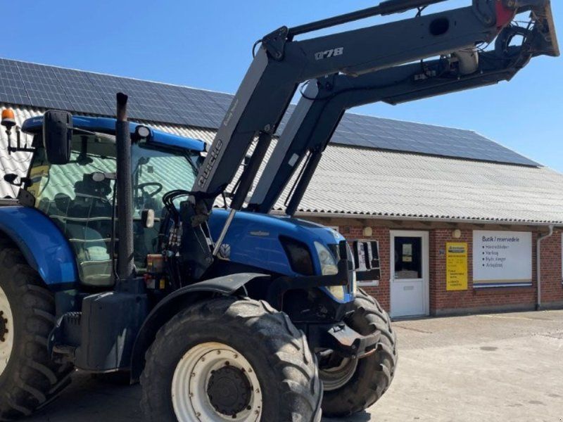 New Holland T7.235 AC Med Ålø Q78 læsser