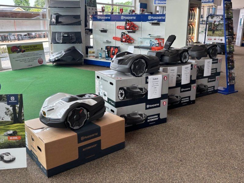 Husqvarna R214C Klar til levering.