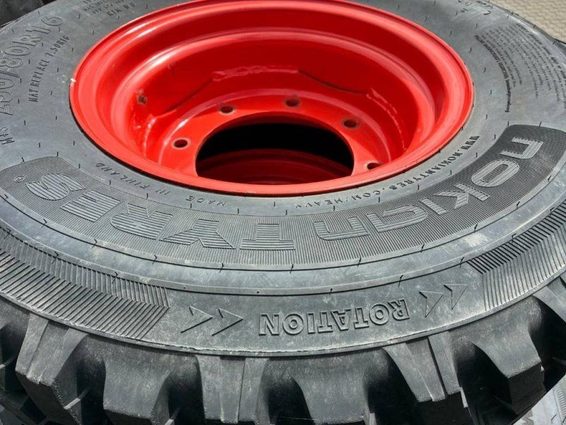 Nokian 360/80R24&250/80R16