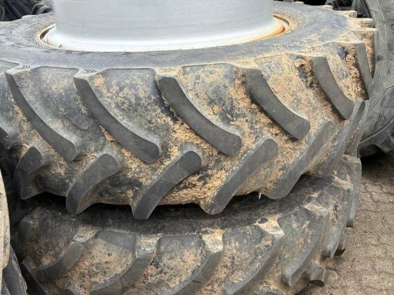 Galaxy 520/85R46 Tvillingehjul