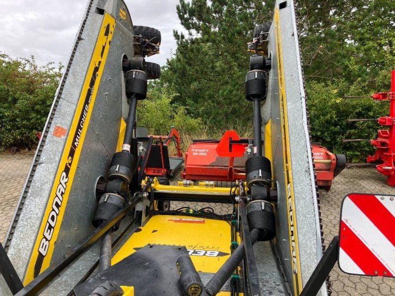 Bednar MM 7000