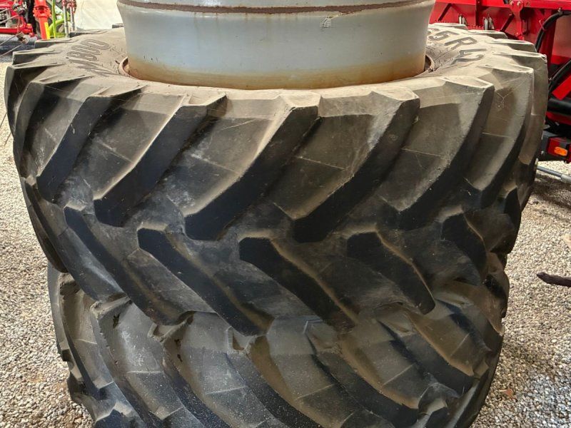 Pirelli 650/65-42