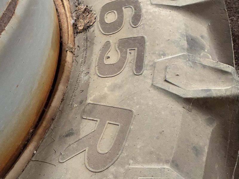 Pirelli 650/65-42