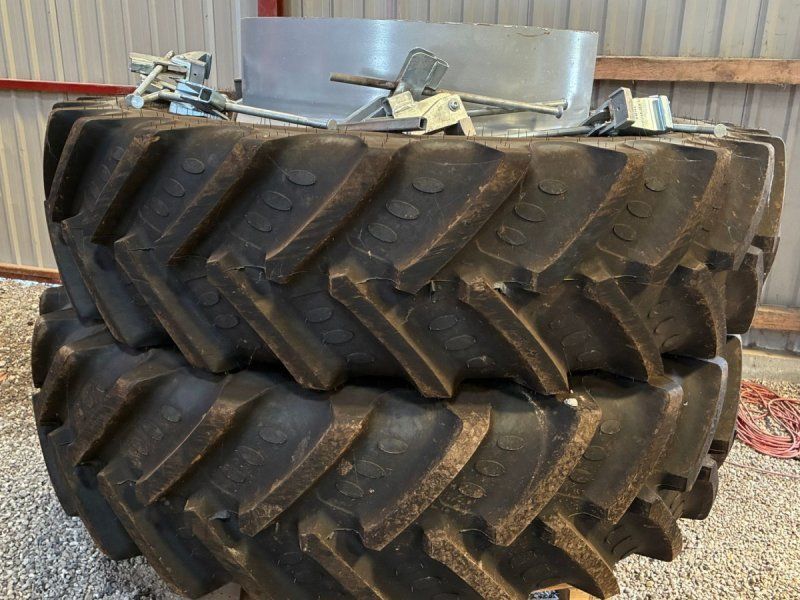 BKT 520/85R50