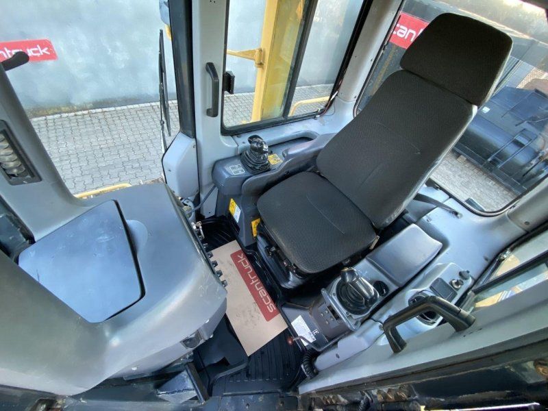 Komatsu D65PX-15