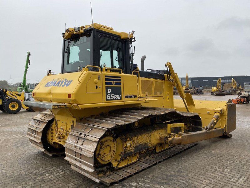 Komatsu D65PXI-18EO