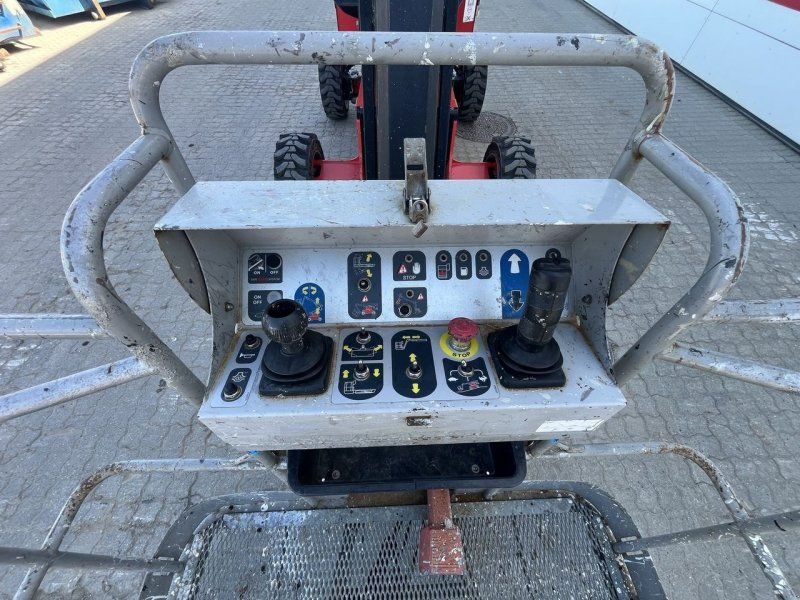 Manitou MANGO12