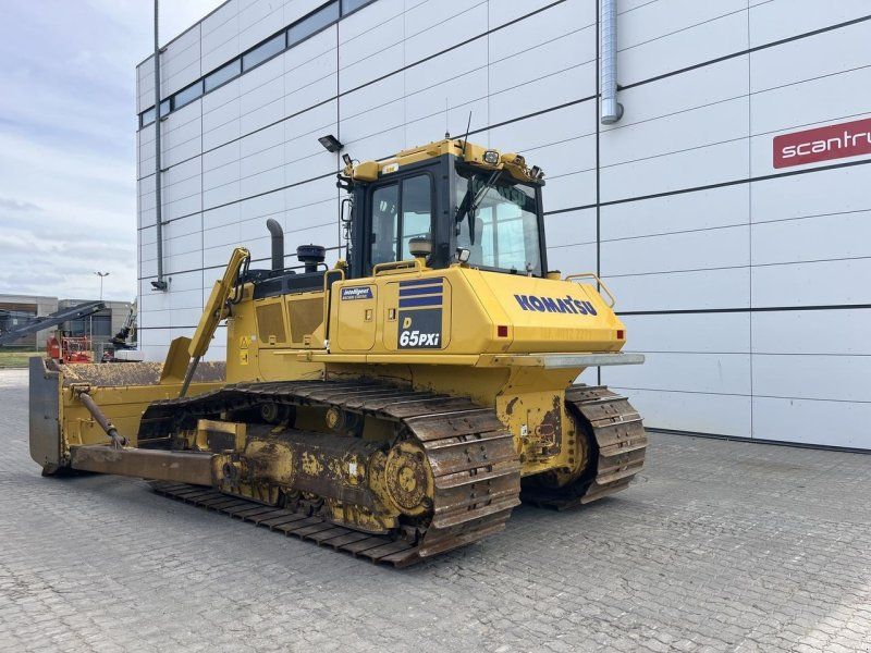 Komatsu D65PXI-18EO