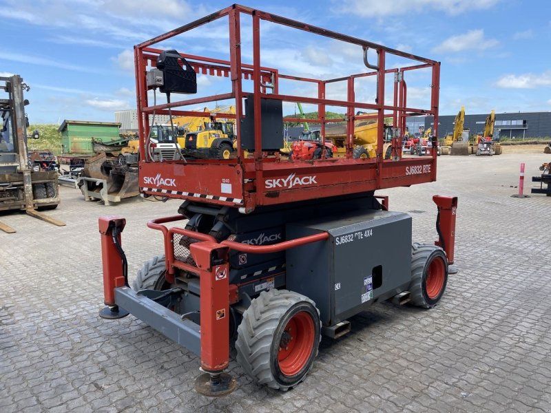 Skyjack SJ6832 RTE