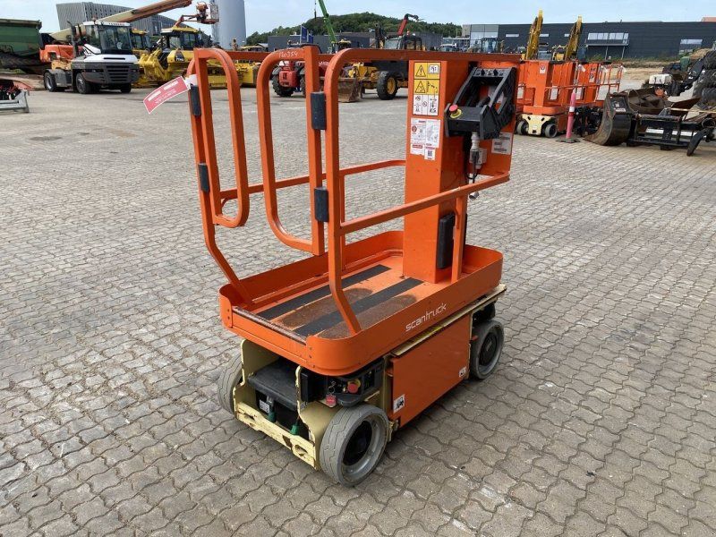 JLG 1230ES