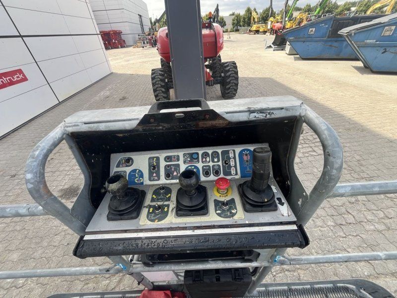 Manitou 200ATJ RC