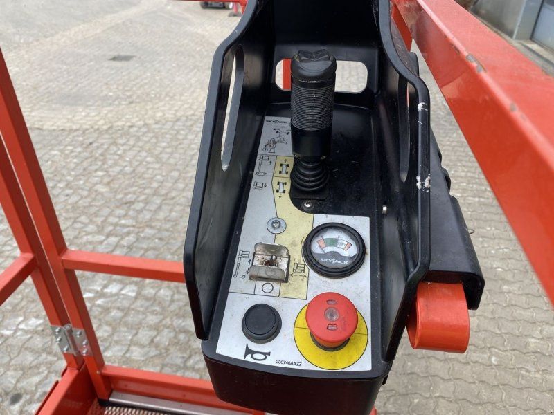 Skyjack SJ12 E