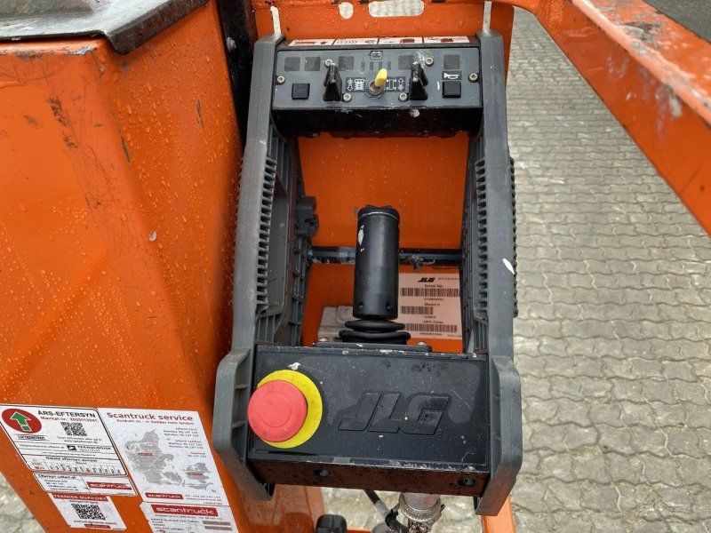 JLG 1230ES