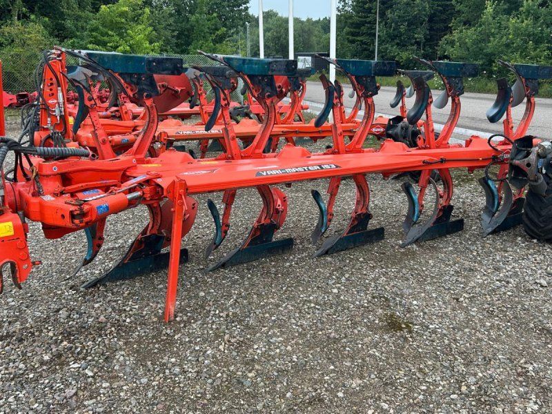 Kuhn Vari-Master 153 T underplove og hydr. HD Landhjul