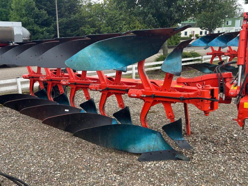 Kuhn Vari-Master 153 T underplove og hydr. HD Landhjul